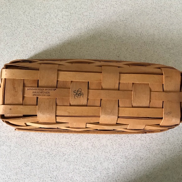 ‼️SOLD‼️ Longaberger Button & Cracker basket lot - Picture 15 of 15